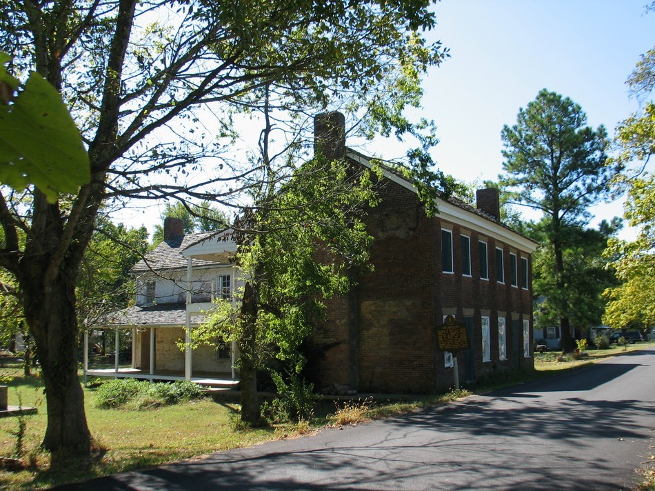 1485 Gower Inn north view, 2008